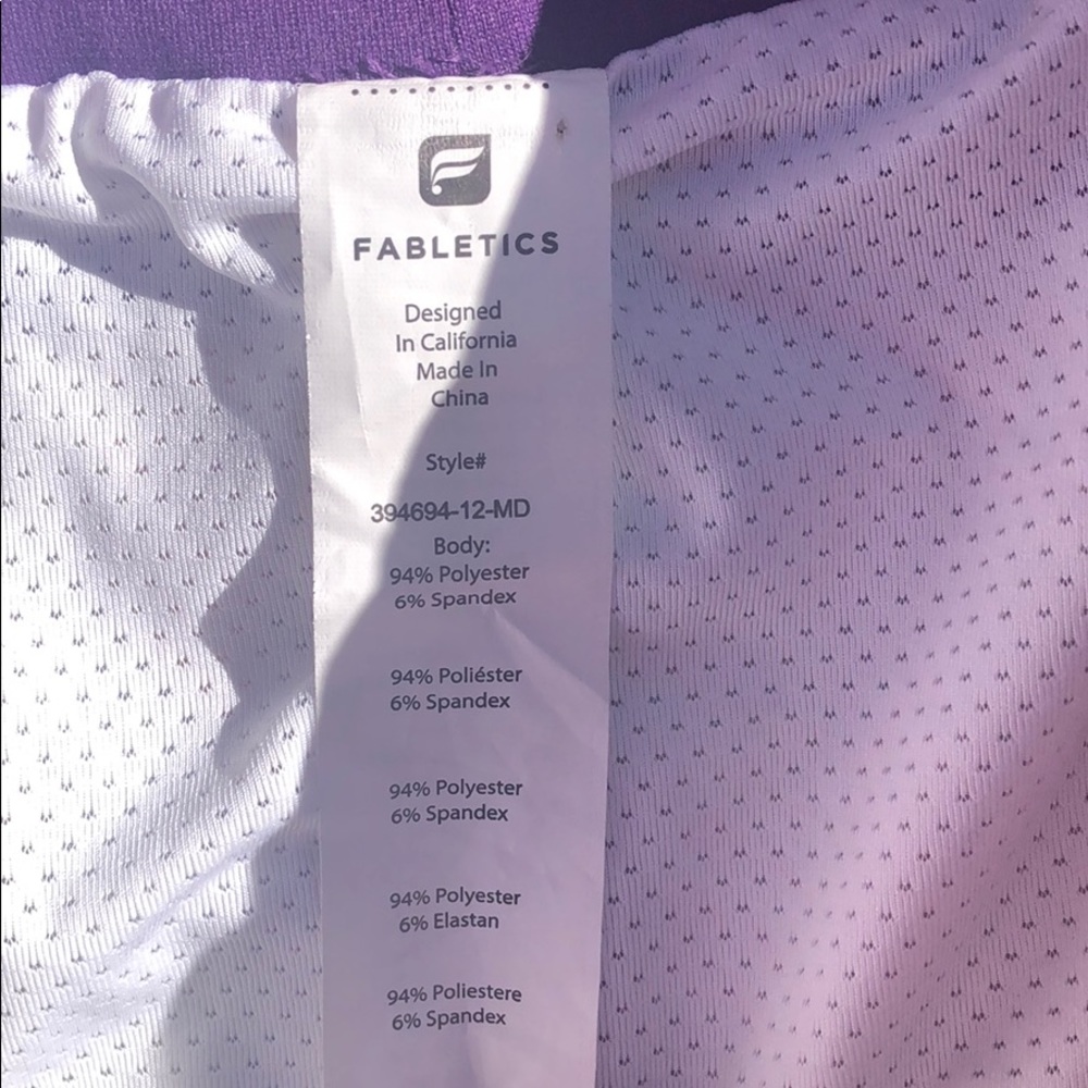 Nwot Fabletics Lined Shorts W/ Drawstring, Size M - image 2